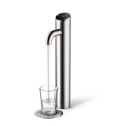 Photo du produit « Extra I-Tap » en train de verser de l'eau dans un verre